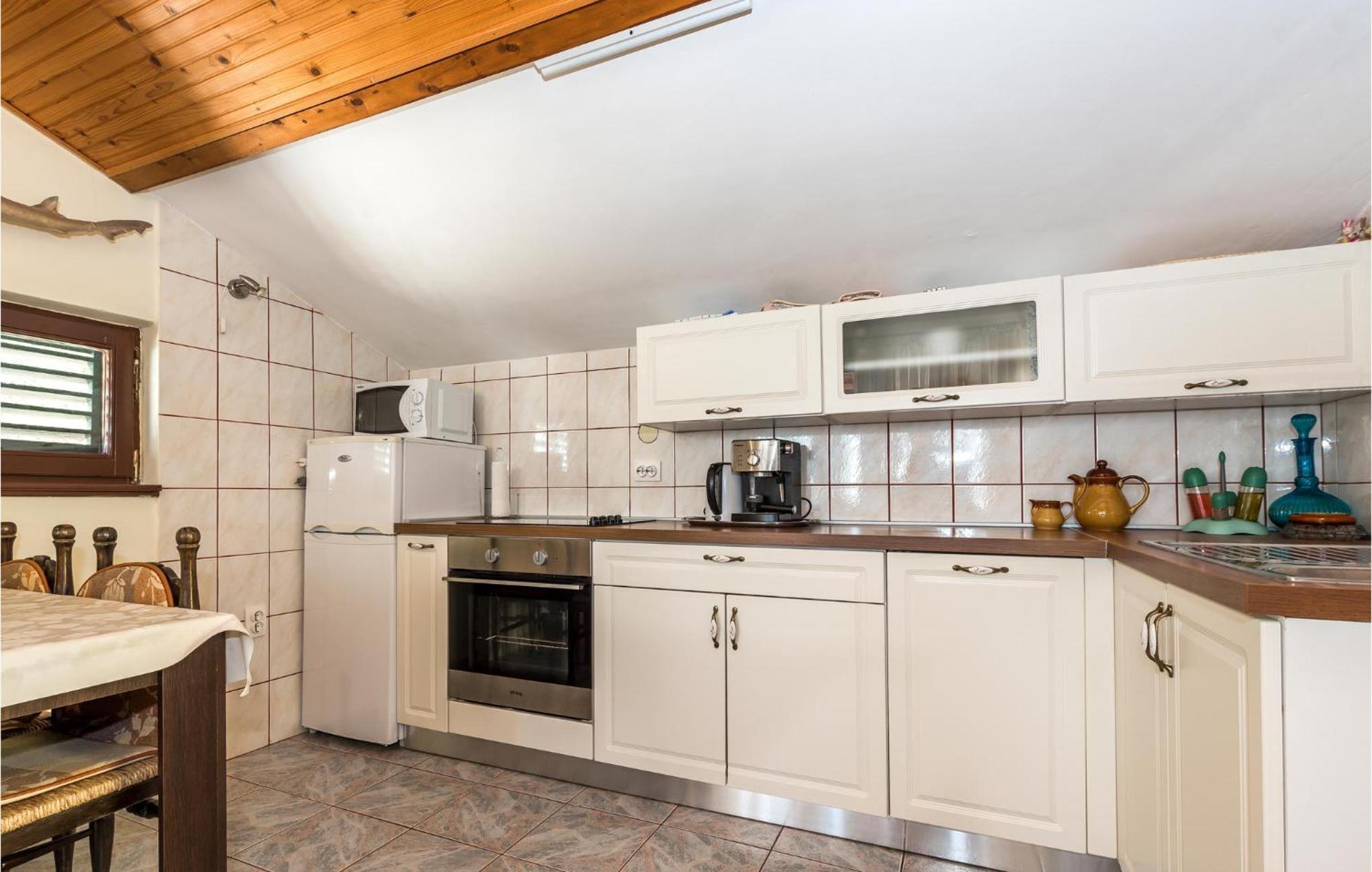 Awesome Apartment In Jadrija With Wifi Kültér fotó